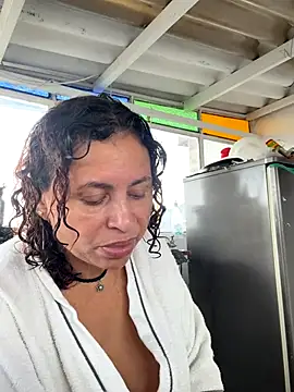 Snapshot of SheraHadee chatting on September 22, 4:53 pm SheraHadee online show from September 22, 4:53 pm