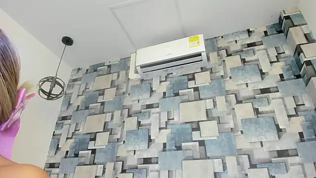 angel dthroatt online show from March 12, 12:11 pm