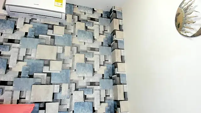 Snapshot of angel_dthroatt chatting on April 27, 12:03 pm angel dthroatt online show from April 27, 12:03 pm