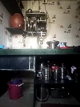 Snapshot of Sand-1 chatting on January 25, 3:30 am Sand-1 online show from January 25, 3:30 am