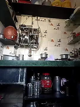 Snapshot of Sand-1 chatting on January 28, 3:57 am Sand-1 online show from January 28, 3:57 am