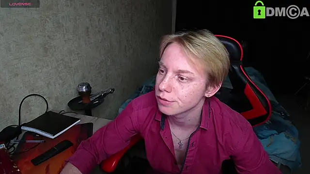 Alexis Gordon online show from October 19, 7:36 pm