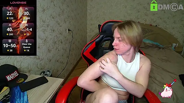 Alexis Gordon online show from March 22, 7:50 pm