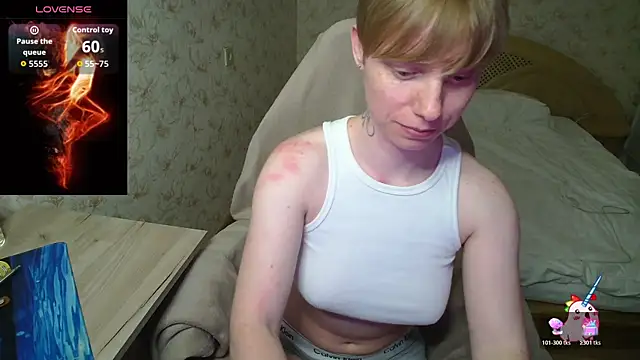 Alexis Gordon online show from July 15, 8:25 pm