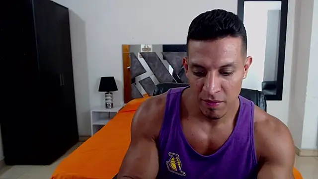 Frank heaven01 online show from December 11, 12:33 am