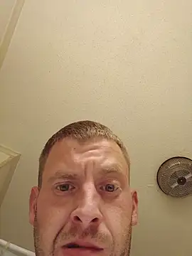 Snapshot of Dick4dope chatting on November 9, 1:37 am Dick4dope online show from November 9, 1:37 am