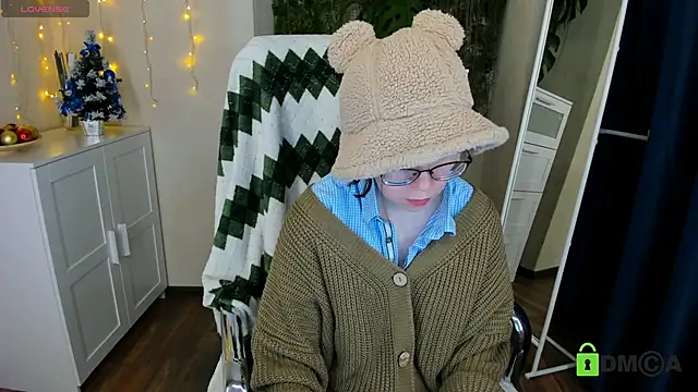 Melissa Wells online show from December 17, 9:16 pm