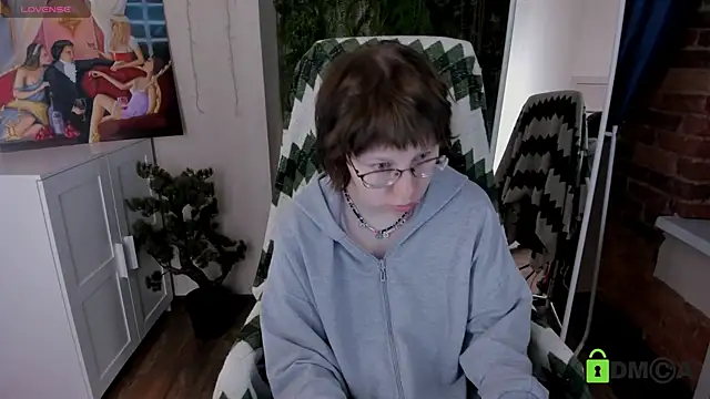 Melissa Wells online show from February 24, 9:35 pm