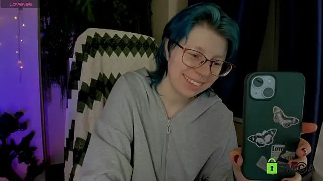 Melissa Wells online show from May 8, 9:42 pm