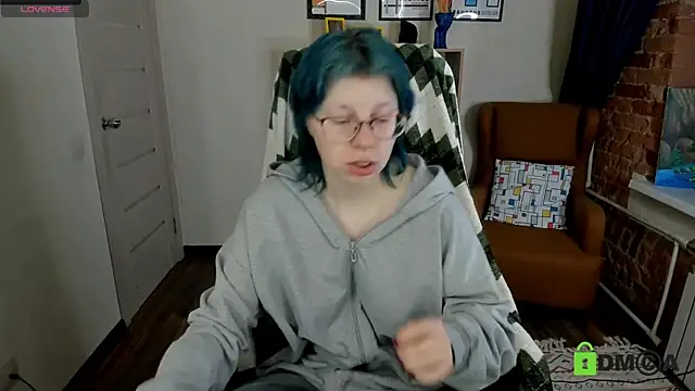 Melissa Wells online show from May 9, 9:09 pm