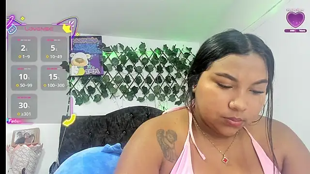 PaulinaSwan online show from February 6, 4:10 pm