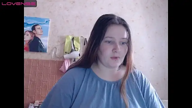 Snapshot of Light_Luna chatting on December 7, 6:54 am Light Luna online show from December 7, 6:54 am