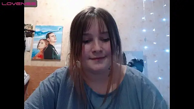 Snapshot of Light_Luna chatting on December 13, 2:27 pm Light Luna online show from December 13, 2:27 pm