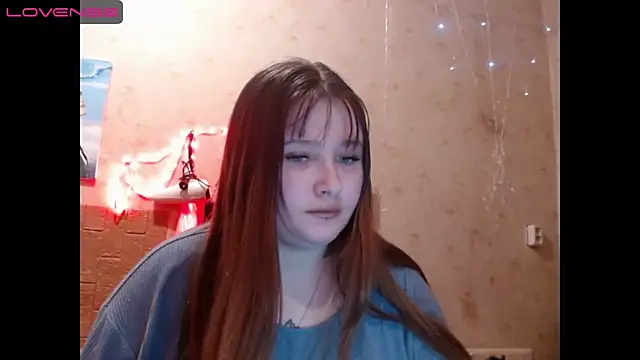Snapshot of Light_Luna chatting on December 16, 12:27 pm Light Luna online show from December 16, 12:27 pm