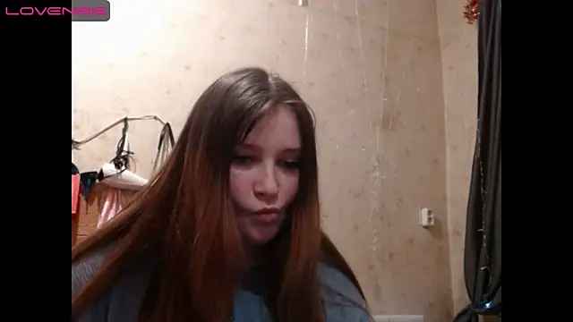Snapshot of Light_Luna chatting on December 22, 12:49 pm Light Luna online show from December 22, 12:49 pm