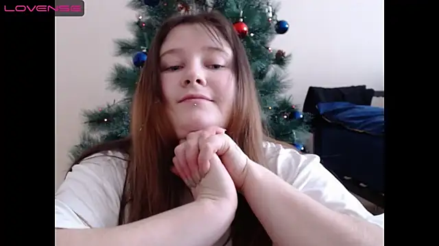Snapshot of Light_Luna chatting on January 2, 6:29 am Light Luna online show from January 2, 6:29 am