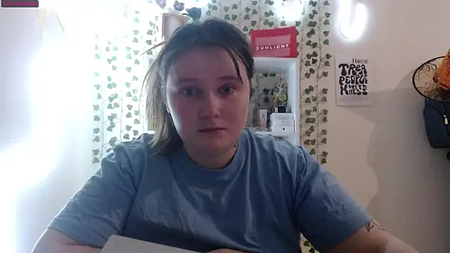 Snapshot of Light_Luna chatting on January 16, 11:26 am Light Luna online show from January 16, 11:26 am