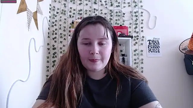 Snapshot of Light_Luna chatting on January 28, 9:19 am Light Luna online show from January 28, 9:19 am