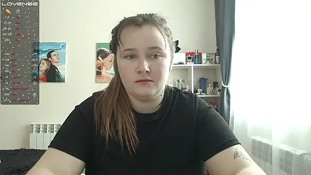 Snapshot of Light_Luna chatting on February 11, 4:22 am Light Luna online show from February 11, 4:22 am