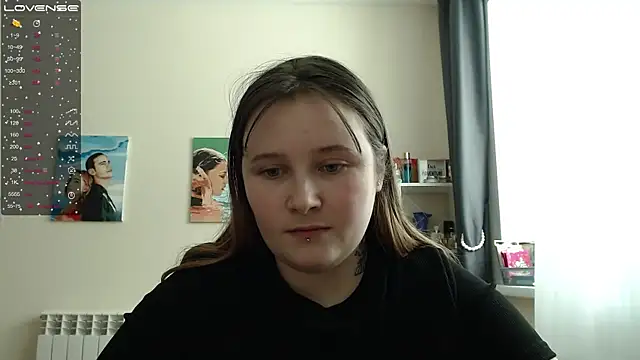 Snapshot of Light_Luna chatting on February 13, 8:59 am Light Luna online show from February 13, 8:59 am