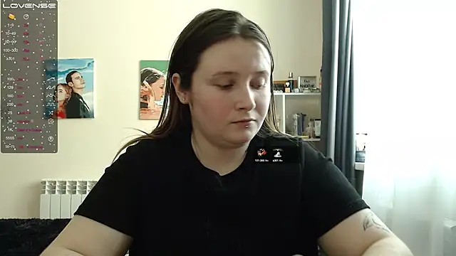 Snapshot of Light_Luna chatting on February 23, 9:00 am Light Luna online show from February 23, 9:00 am