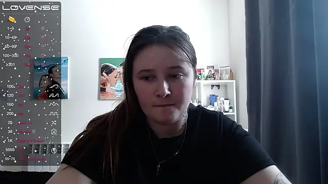 Snapshot of Light_Luna chatting on March 2, 7:32 am Light Luna online show from March 2, 7:32 am