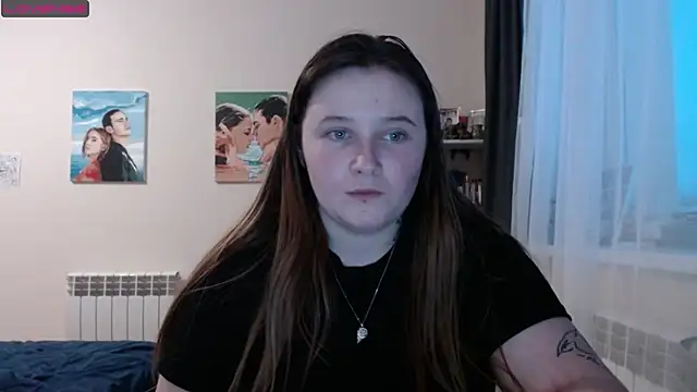 Snapshot of Light_Luna chatting on March 3, 12:27 pm Light Luna online show from March 3, 12:27 pm