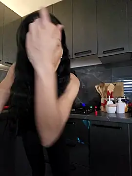 AnaFoxxy online show from December 18, 10:51 am