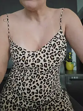 AnaFoxxy online show from June 3, 4:56 pm