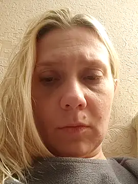 Snapshot of LeraSweet chatting on October 12, 8:08 pm LeraSweet online show from October 12, 8:08 pm