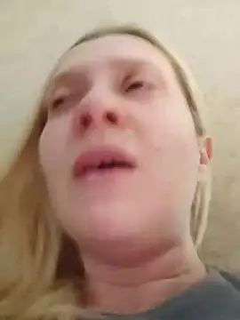 Snapshot of LeraSweet chatting on October 19, 7:03 pm LeraSweet online show from October 19, 7:03 pm