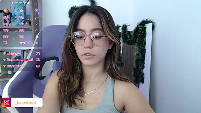 BlairVicent online show from December 13, 3:00 pm