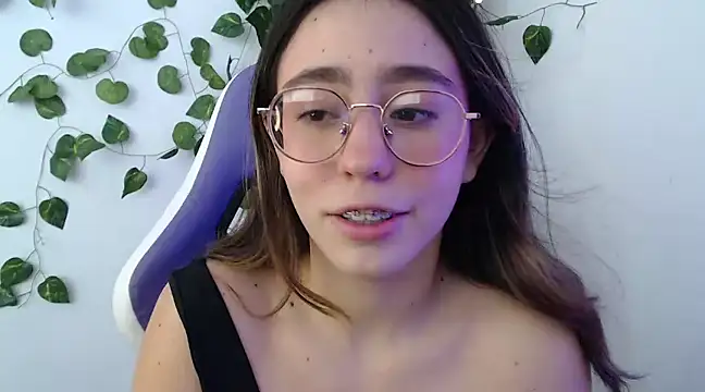 BlairVicent online show from February 7, 3:19 pm