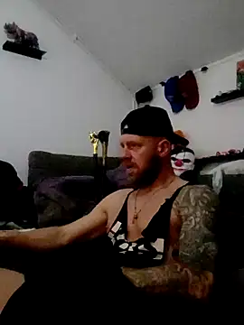 eltoulou online show from January 9, 9:47 pm