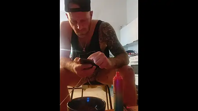 eltoulou online show from January 12, 7:53 am