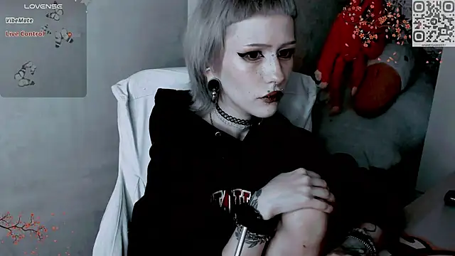 Snapshot of say_mary chatting on November 13, 4:39 pm say mary online show from November 13, 4:39 pm