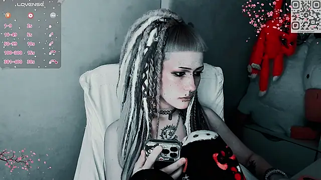 Snapshot of say_mary chatting on November 28, 11:46 am say mary online show from November 28, 11:46 am