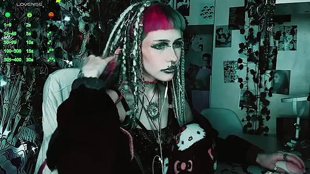 Snapshot of say_mary chatting on February 4, 8:25 pm say mary online show from February 4, 8:25 pm