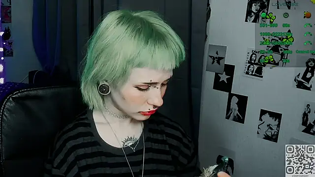 Snapshot of say_mary chatting on March 20, 8:25 pm say mary online show from March 20, 8:25 pm