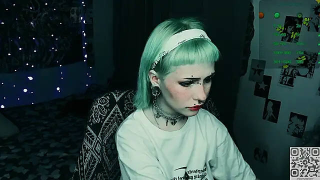 Snapshot of say_mary chatting on March 24, 7:41 pm say mary online show from March 24, 7:41 pm