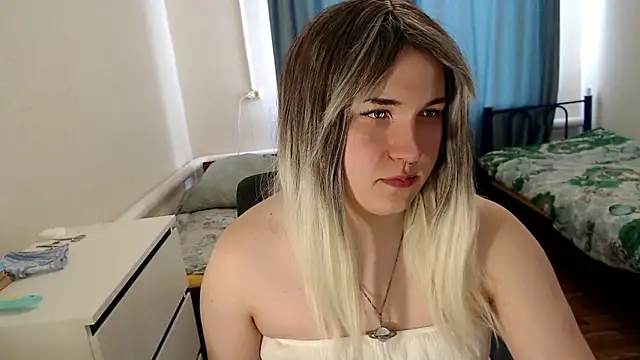 EvaMiron online show from March 5, 9:38 am