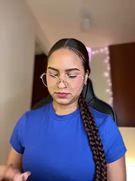 Snapshot of gretta_kler1 chatting on December 21, 11:02 pm gretta kler1 online show from December 21, 11:02 pm