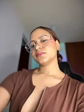 Snapshot of gretta_kler1 chatting on February 27, 5:36 pm gretta kler1 online show from February 27, 5:36 pm