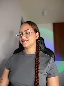 Snapshot of gretta_kler1 chatting on March 1, 5:27 pm gretta kler1 online show from March 1, 5:27 pm