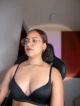 Snapshot of gretta_kler1 chatting on March 14, 2:10 am gretta kler1 online show from March 14, 2:10 am