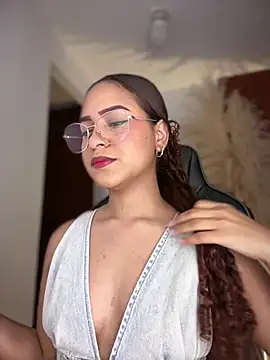 Snapshot of gretta_kler1 chatting on February 11, 9:53 pm gretta kler1 online show from February 11, 9:53 pm