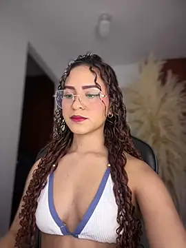 Snapshot of gretta_kler1 chatting on February 27, 9:26 pm gretta kler1 online show from February 27, 9:26 pm