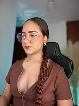 Snapshot of gretta_kler1 chatting on March 14, 12:06 am gretta kler1 online show from March 14, 12:06 am