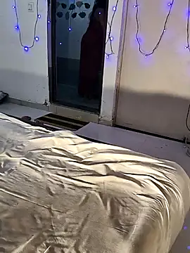 FANTASY QUEEN 07 online show from February 19, 9:25 pm