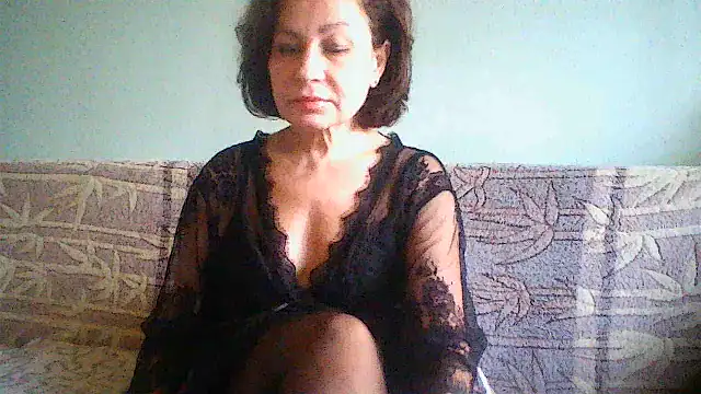 Snapshot of Mat_Elenore chatting on December 19, 7:18 am Mat Elenore online show from December 19, 7:18 am